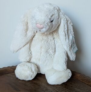 NWT JellyCat London “Bashful” Cream Soft Fur Plush Bunny Toy